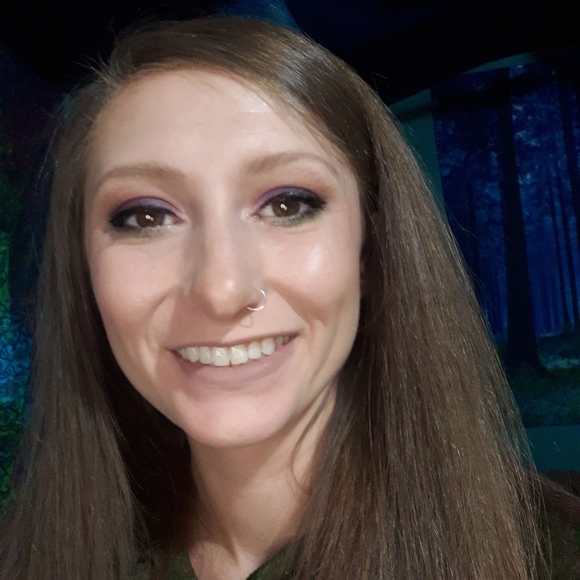 Meet your Posher, Amber - Picture 4 of 4